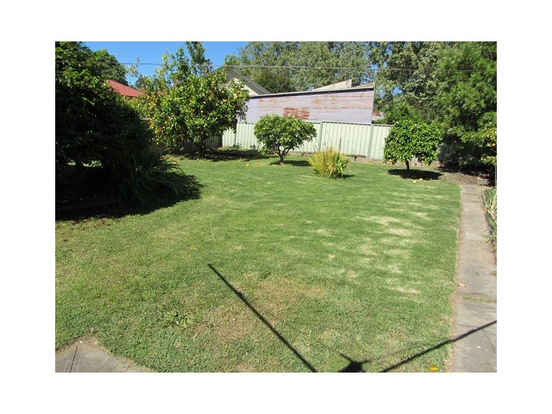 494 Schubach Street, East Albury NSW 2640