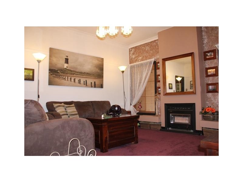 433 Bevan Street, Lavington NSW 2641