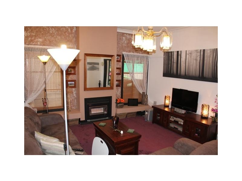 433 Bevan Street, Lavington NSW 2641