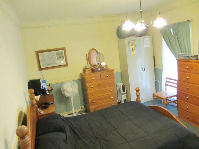 442 Hall Avenue, Lavington NSW 2641