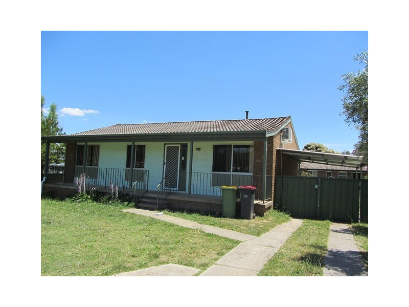 13 Mulga Place, West Albury NSW 2640