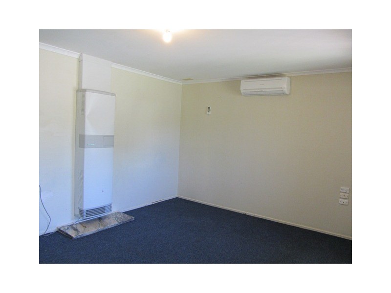 13 Mulga Place, West Albury NSW 2640