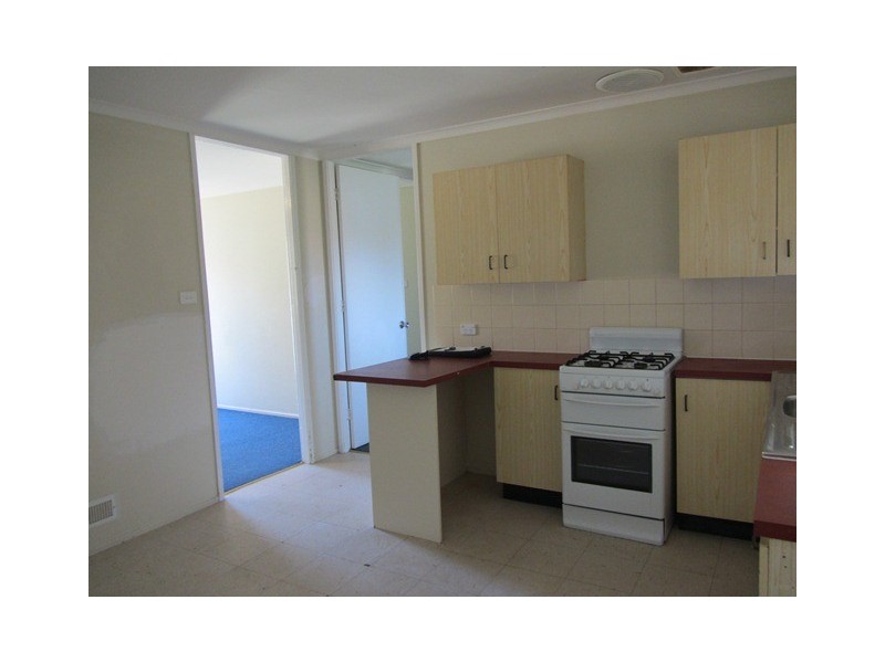 13 Mulga Place, West Albury NSW 2640