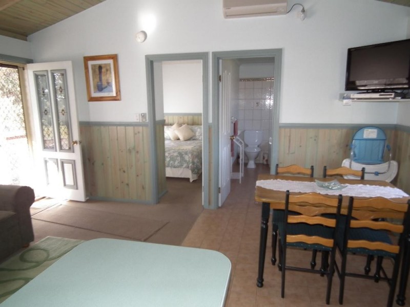 15 Murray Valley Highway, Rutherglen VIC 3685