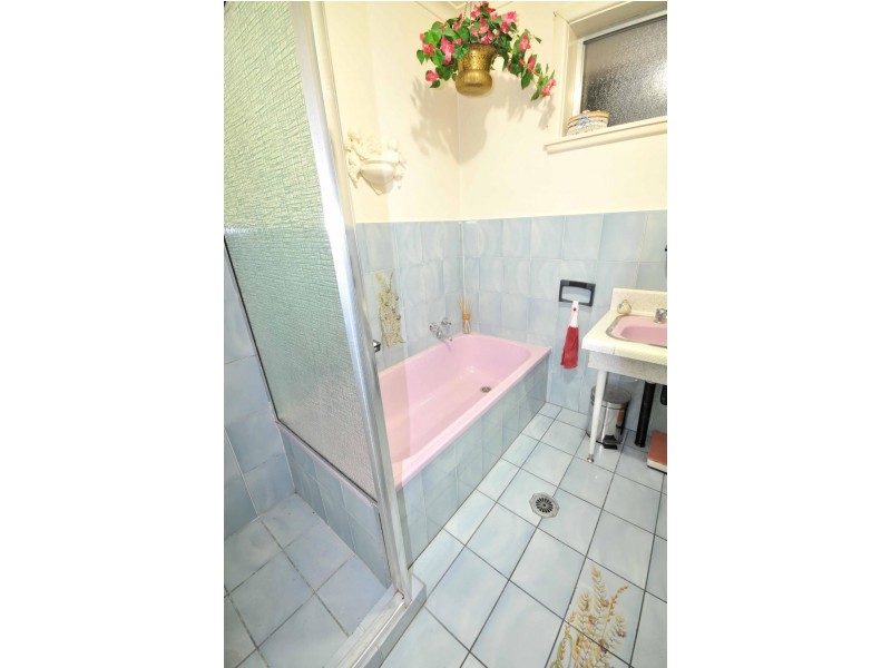 368 Dick Road, Lavington NSW 2641