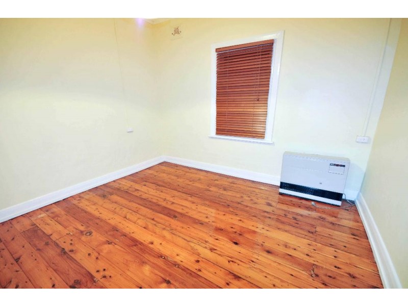 1-2/375 Urana Road, Lavington NSW 2641