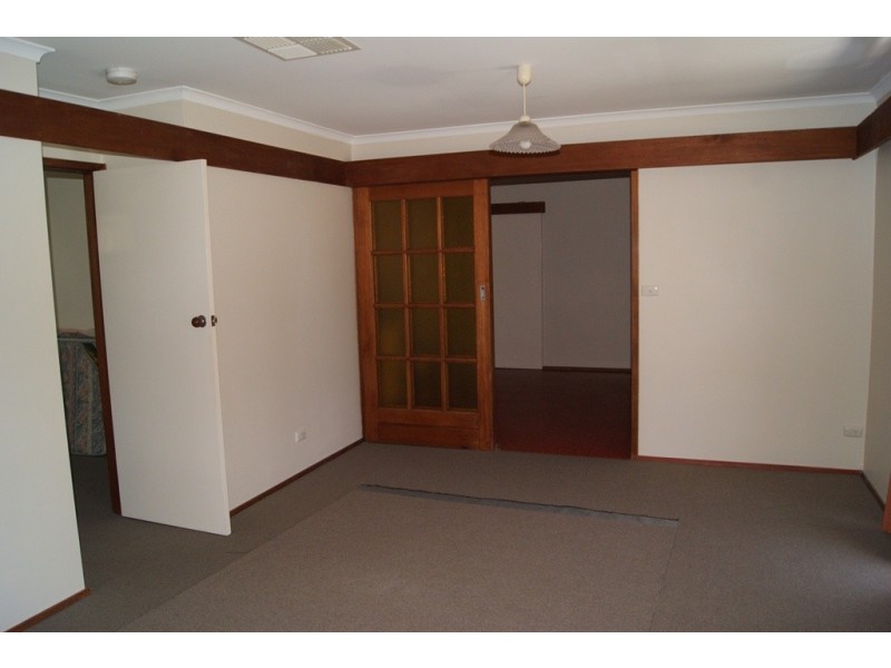 443 Kaitlers Road, Lavington NSW 2641