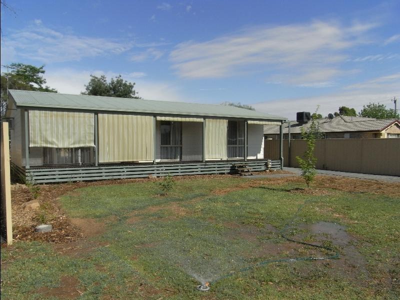 65 Read Street, Howlong NSW 2643