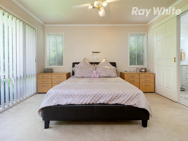 102 Short Street, Howlong NSW 2643
