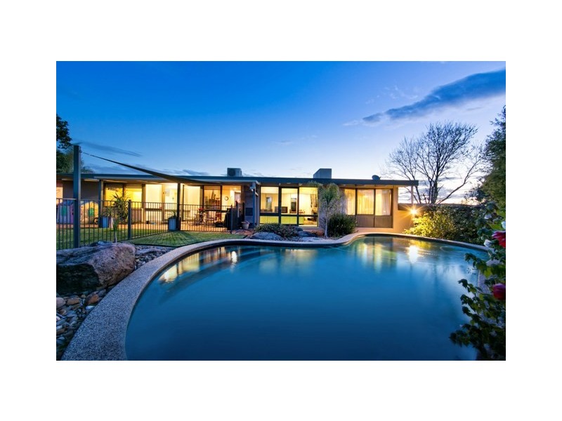 18 Valley View Court, Albury NSW 2640