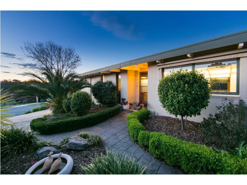 18 Valley View Court, Albury NSW 2640