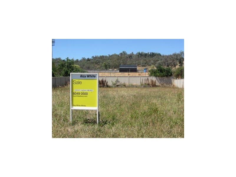 765 Centaur Road, Lavington NSW 2641