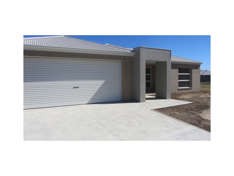 33 Princeton Court, Thurgoona NSW 2640