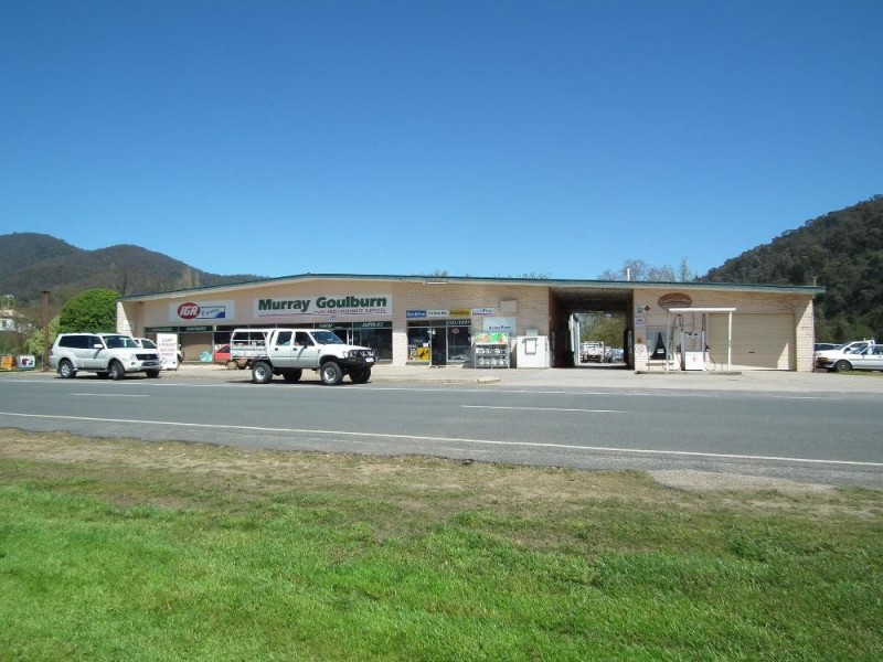 IGA Express Omeo Highway, Eskdale VIC 3701