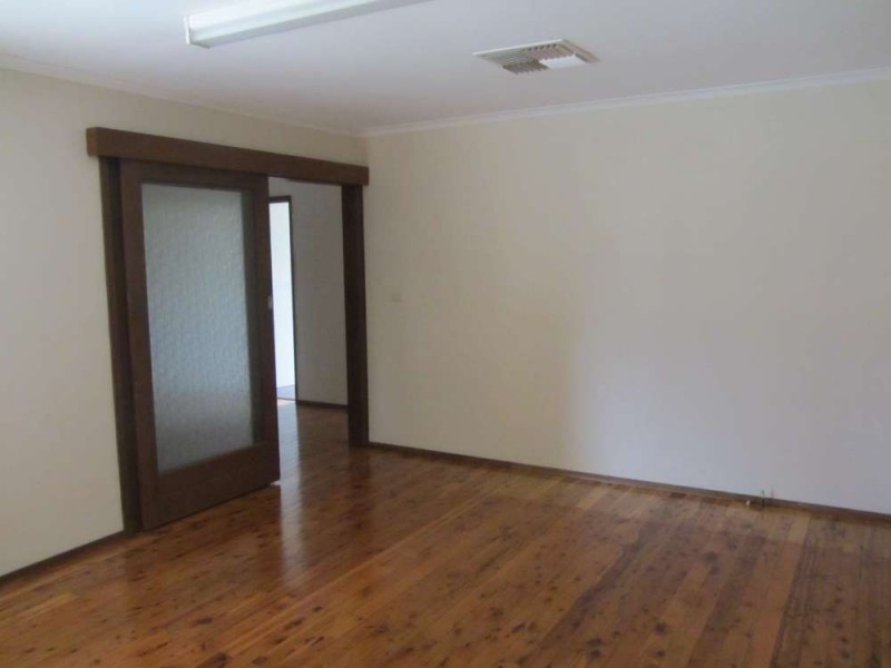 492 Parnall Street, Lavington NSW 2641