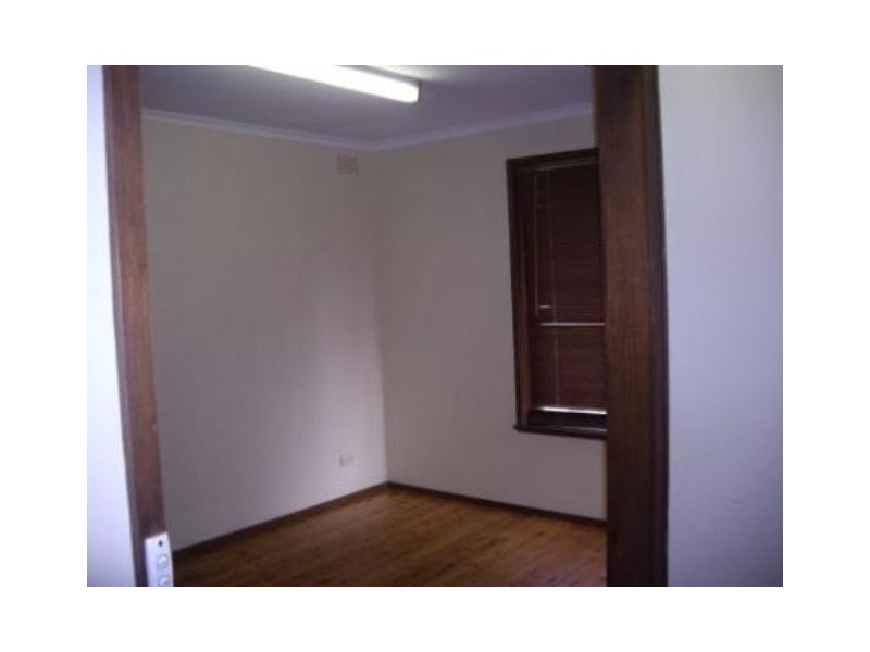 492 Parnall Street, Lavington NSW 2641