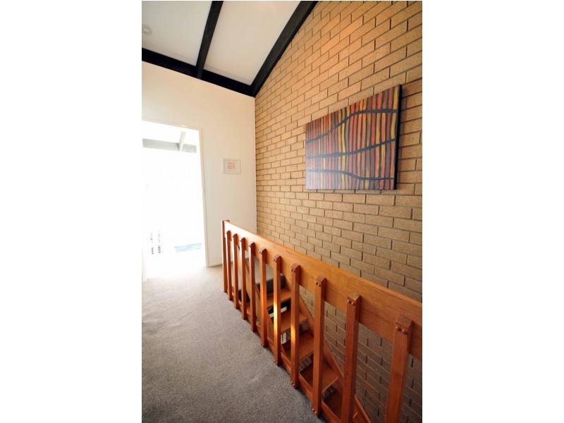 4/429 Griffith Road, Lavington NSW 2641