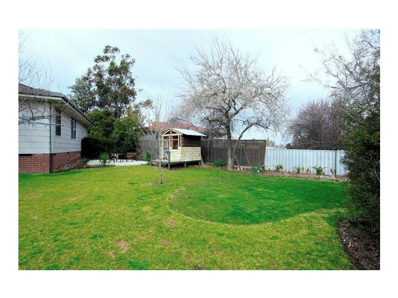 365 Kentucky Avenue, Lavington NSW 2641