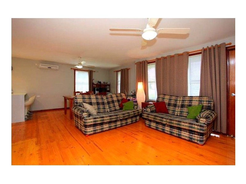 365 Kentucky Avenue, Lavington NSW 2641