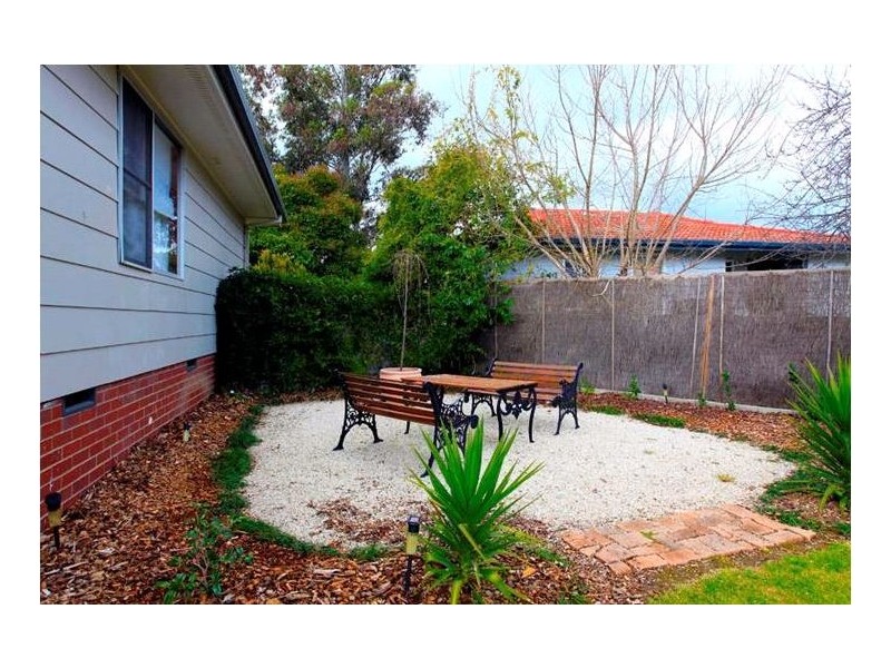 365 Kentucky Avenue, Lavington NSW 2641