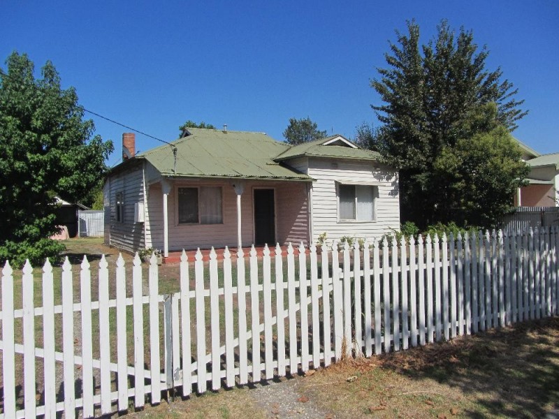 383 Urana Road, Lavington NSW 2641