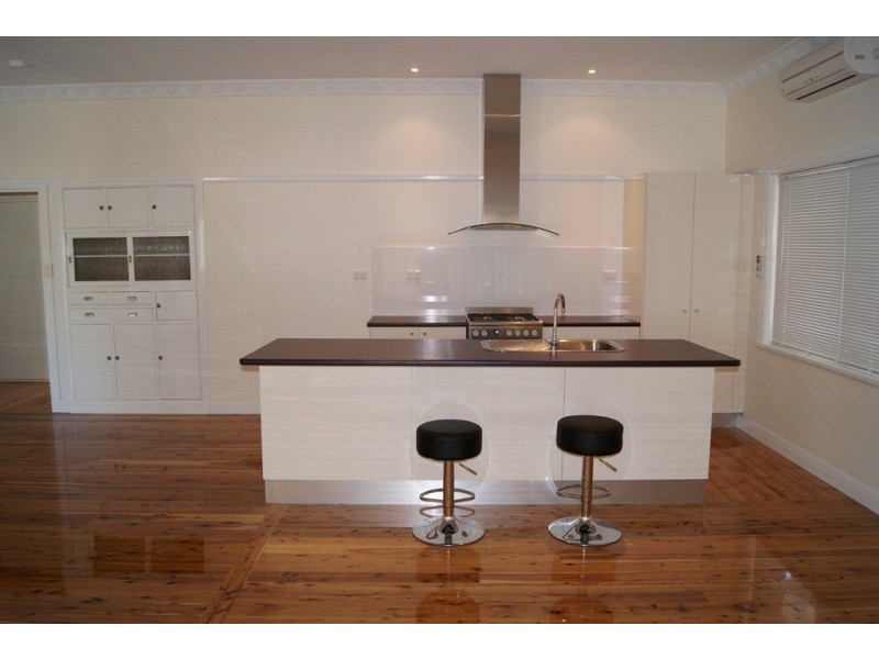 427 Parnall Street, Lavington NSW 2641