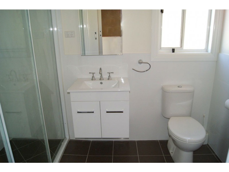 427 Parnall Street, Lavington NSW 2641