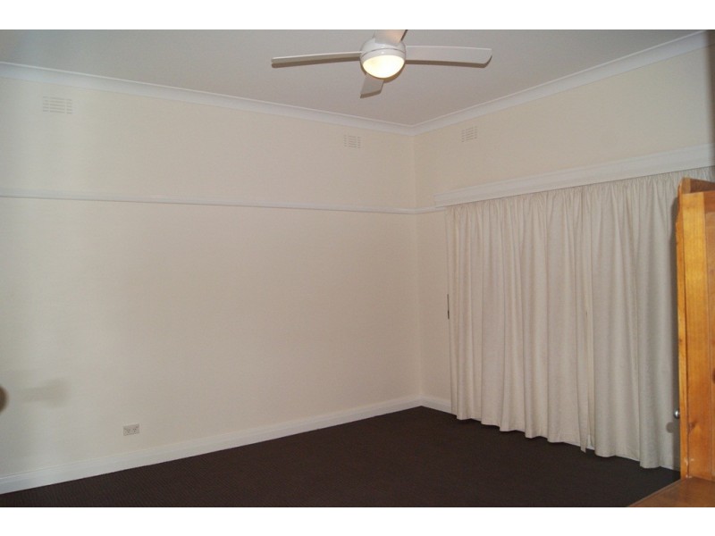 427 Parnall Street, Lavington NSW 2641