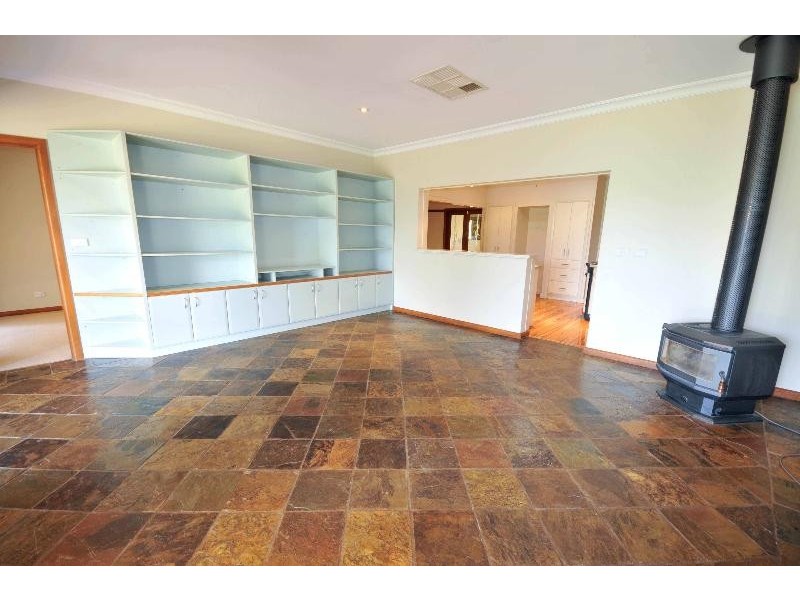 78 Hawkins Street, Howlong NSW 2643