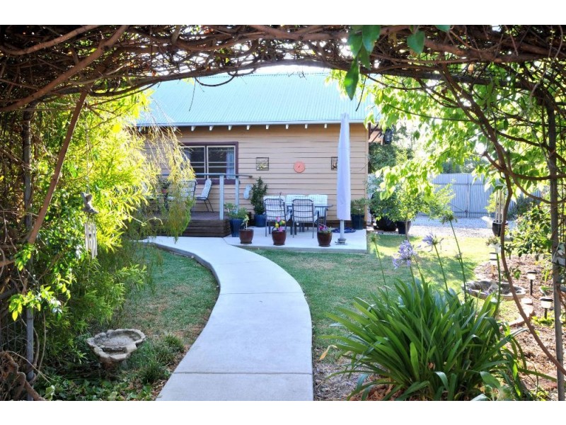 2 and 4 Edward Street, Culcairn NSW 2660