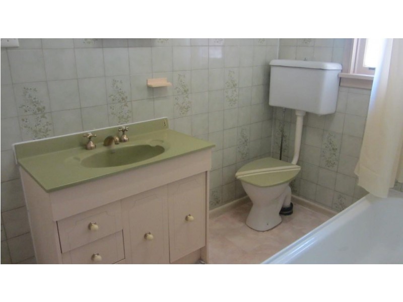 1032 Yensch Avenue, North Albury NSW 2640