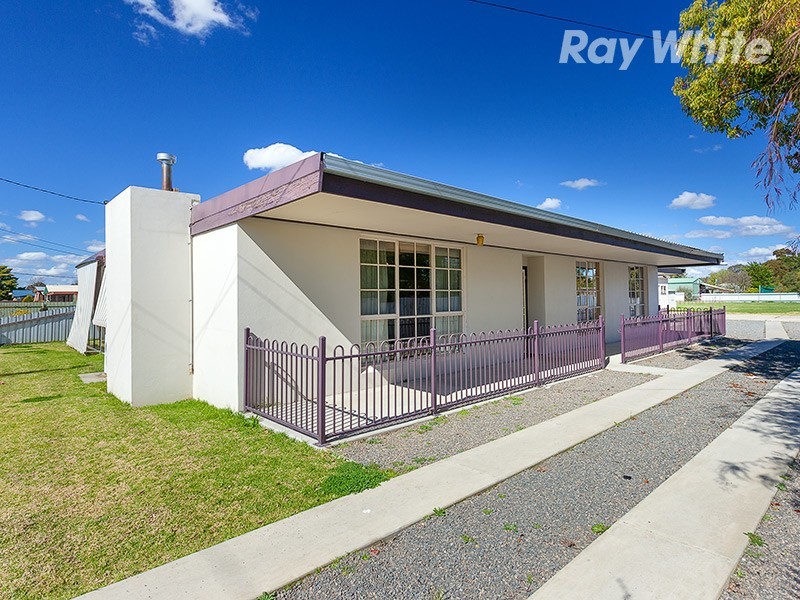 130 Victoria Street, Howlong NSW 2643