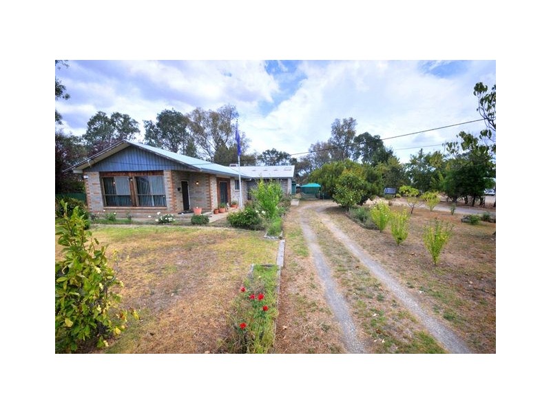 182 Urana Street, Jindera NSW 2642