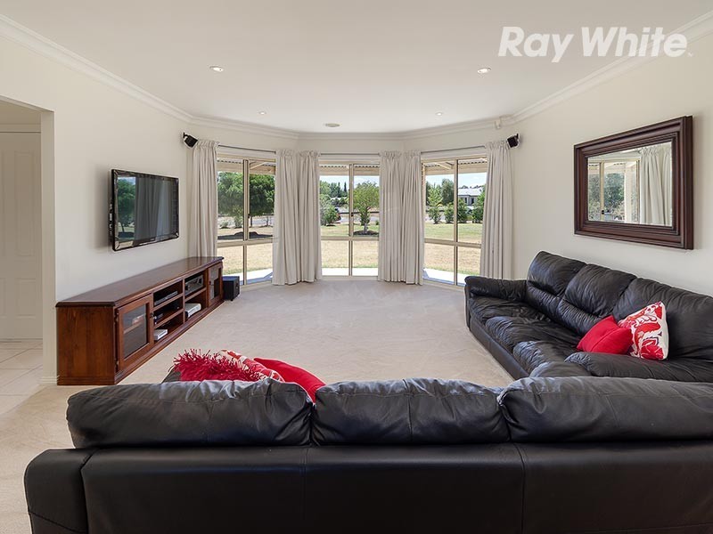 31 Lobbe Road, Thurgoona NSW 2640