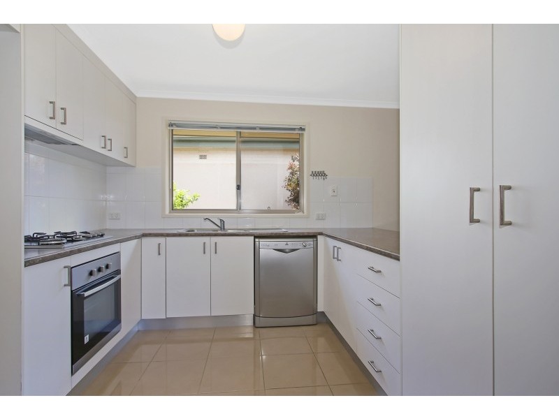1/576 Hague Street, Lavington NSW 2641