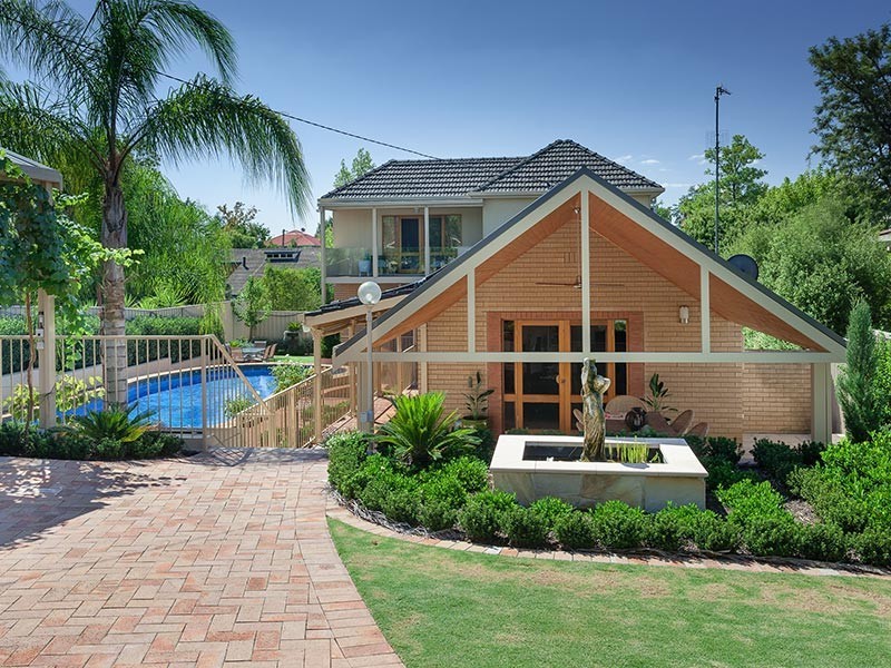 387 Woodstock Court, Albury NSW 2640