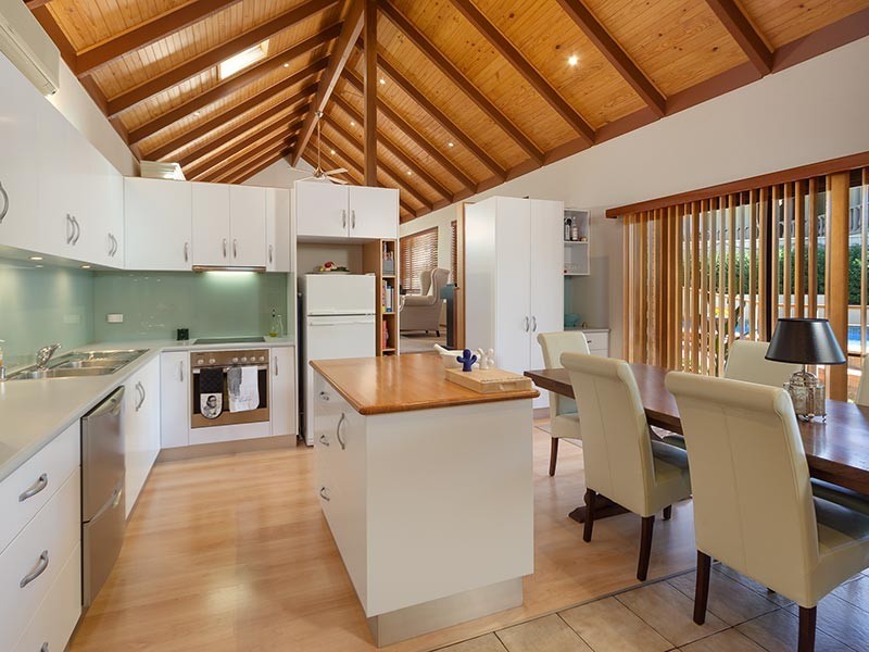 387 Woodstock Court, Albury NSW 2640