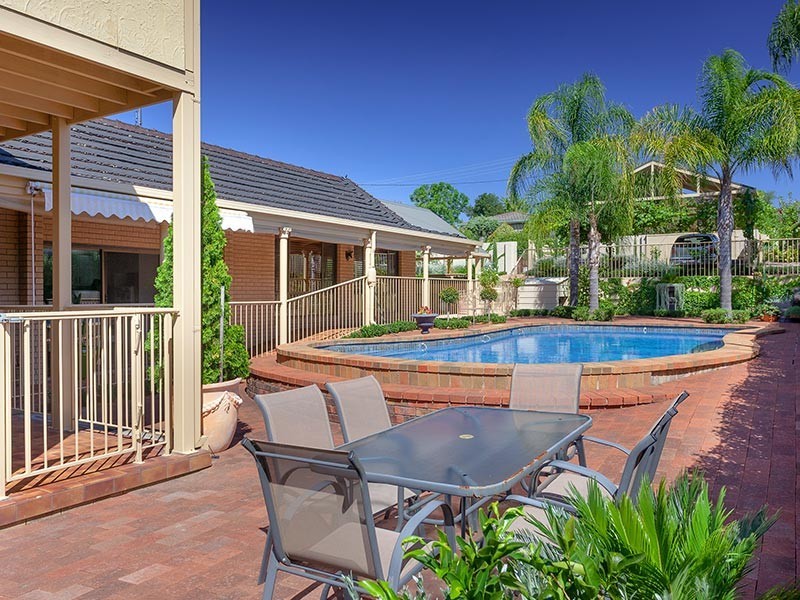 387 Woodstock Court, Albury NSW 2640