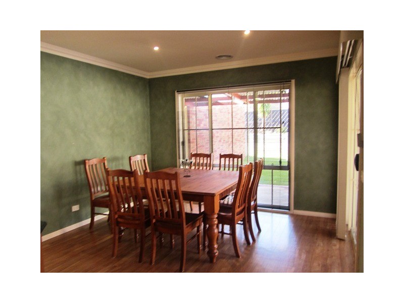 10 Dillager Place, Springdale Heights NSW 2641