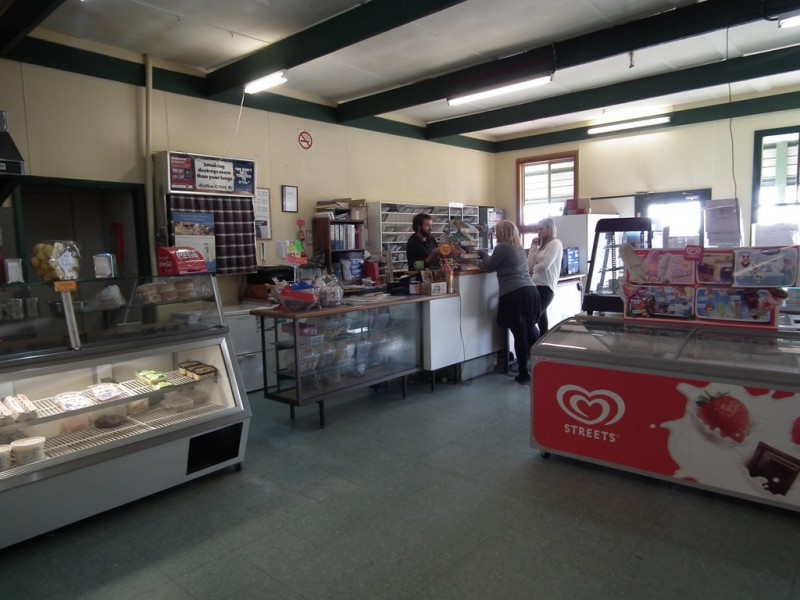 56 Kiewa East Road, Tangambalanga VIC 3691