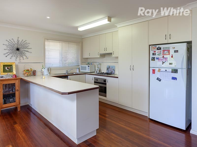 18 Orchard Way, Lavington NSW 2641