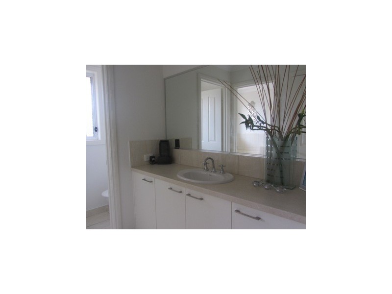 18 Firetail Street, Thurgoona NSW 2640