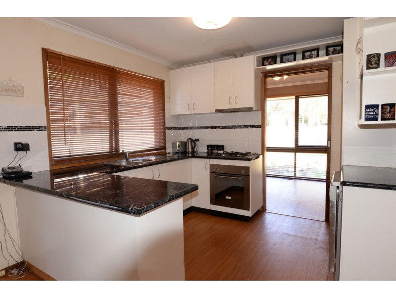 18 Yellow Gum Way, Thurgoona NSW 2640