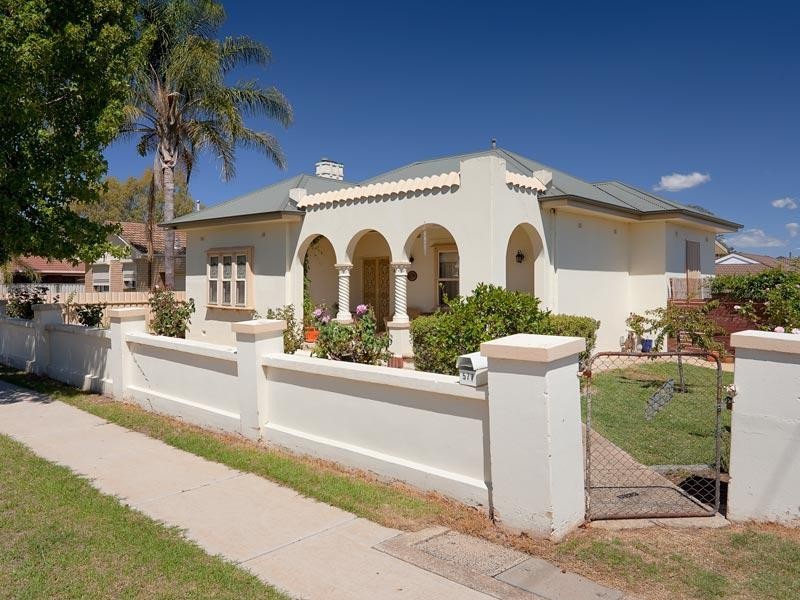 577 Heathwood Avenue, Lavington NSW 2641