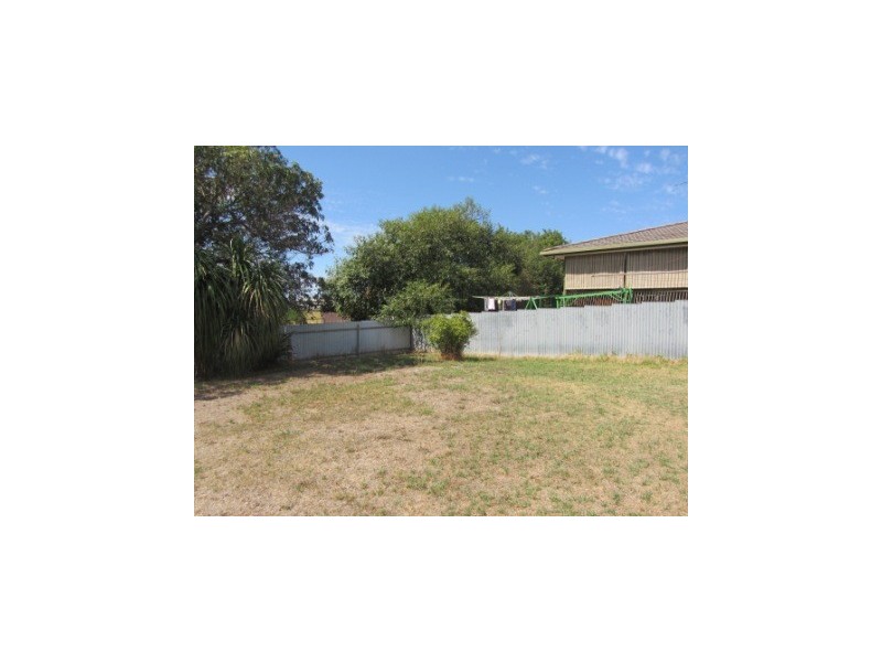 302 Highview Crescent, Lavington NSW 2641