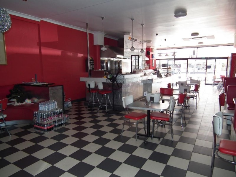 451 Dean Street, Albury NSW 2640