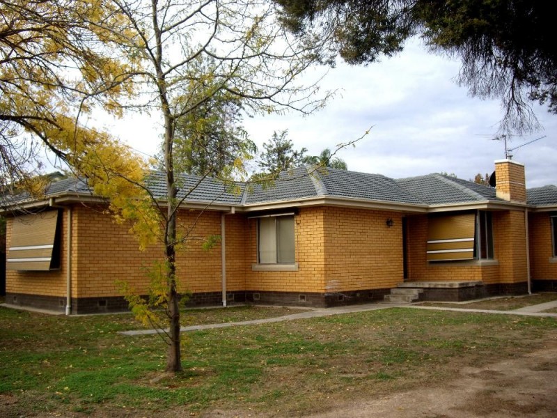 492 Parnall Street, Lavington NSW 2641