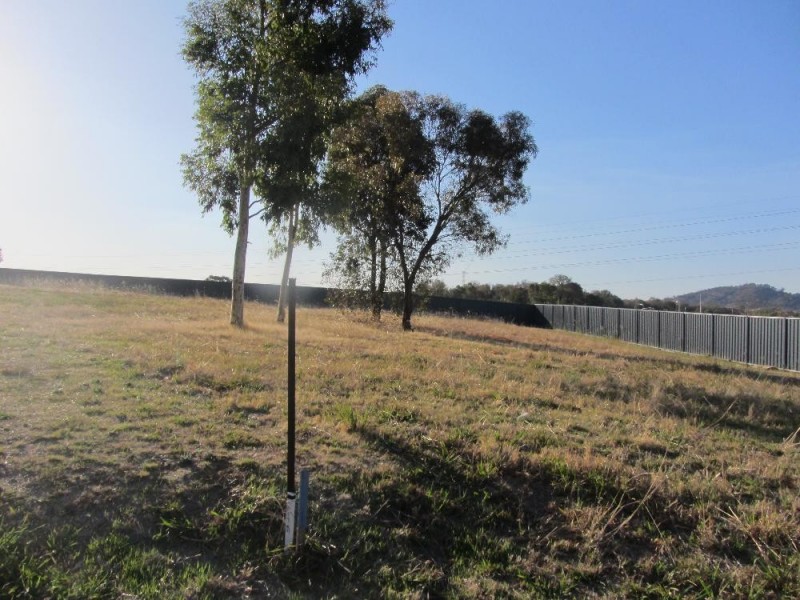 16 Mulberry Court, Lavington NSW 2641