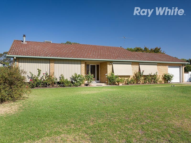 137 High Street, Howlong NSW 2643