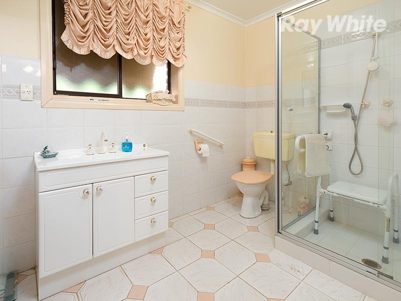 137 High Street, Howlong NSW 2643